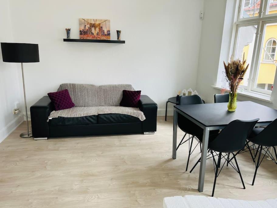 Lovely 1-Bedroom Condo In Aarhus C Ngoại thất bức ảnh