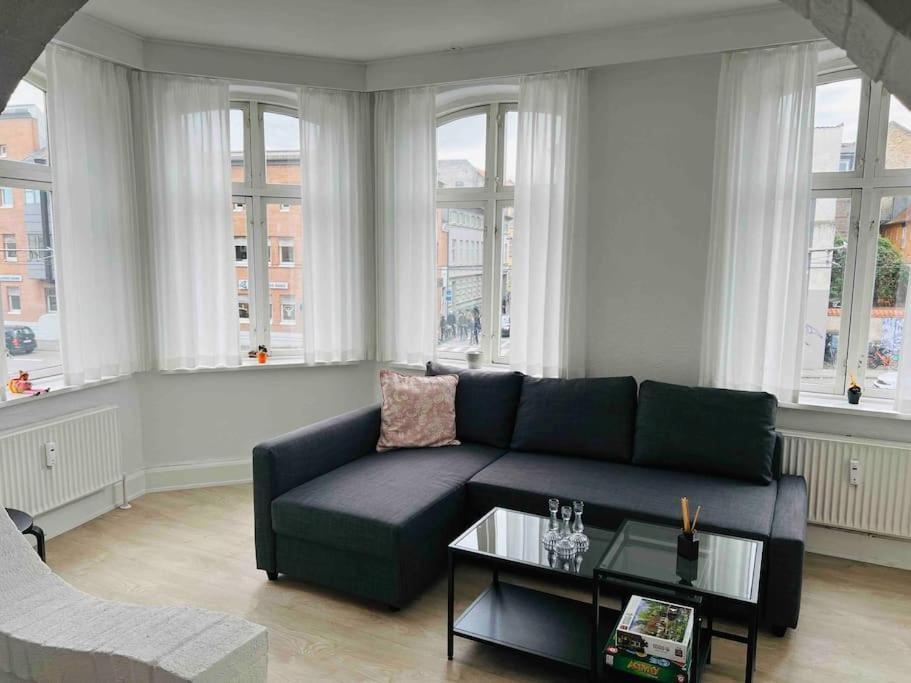 Lovely 1-Bedroom Condo In Aarhus C Ngoại thất bức ảnh